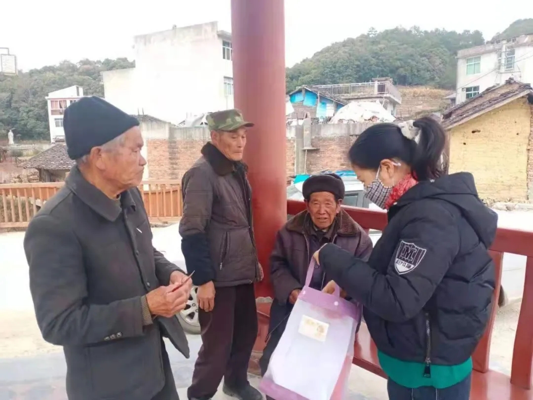 1614034876228783.jpg 640.webp (3).jpg