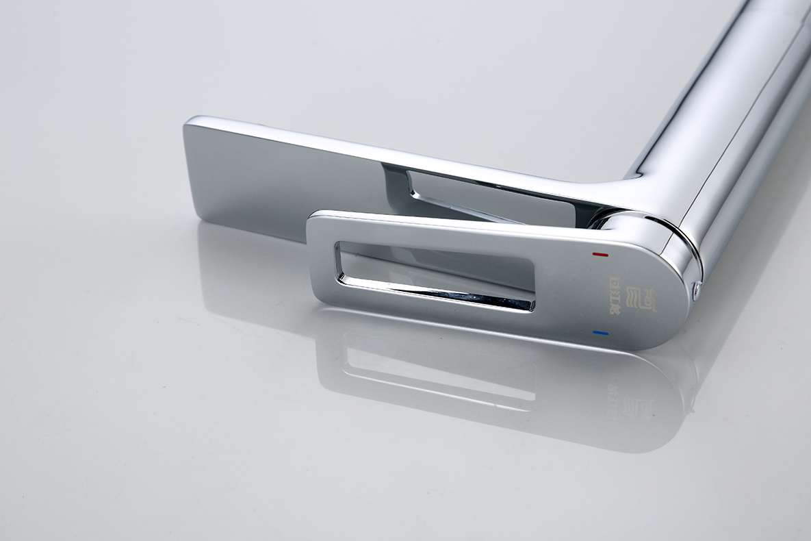 1710815978984682.jpg 3Q6A05420.jpg